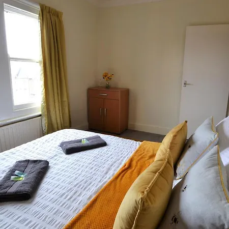 Victoria Bay - Whole Apt - 2 Bed - Wifi - Beach - Harbour - Herne Bay Exterior photo