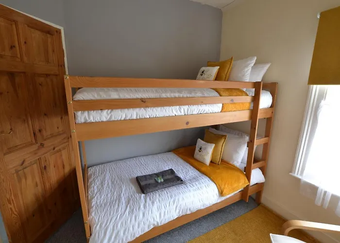 Victoria Bay - Whole Apt - 2 Bed - Wifi - Beach - Harbour - Herne Bay
