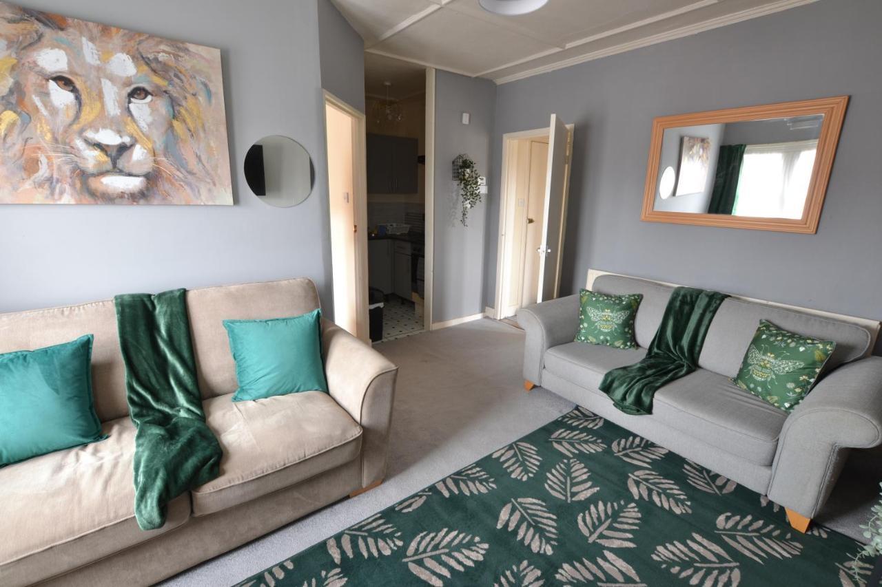 Apartment Victoria Bay - Whole - 2 Bed - Wifi - - Harbour -